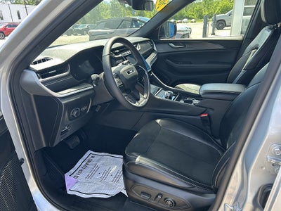 2025 Jeep Grand Cherokee L Altitude X 4x4