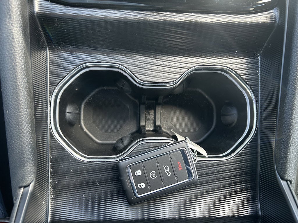 2025 Jeep Grand Cherokee L Altitude X 4x4