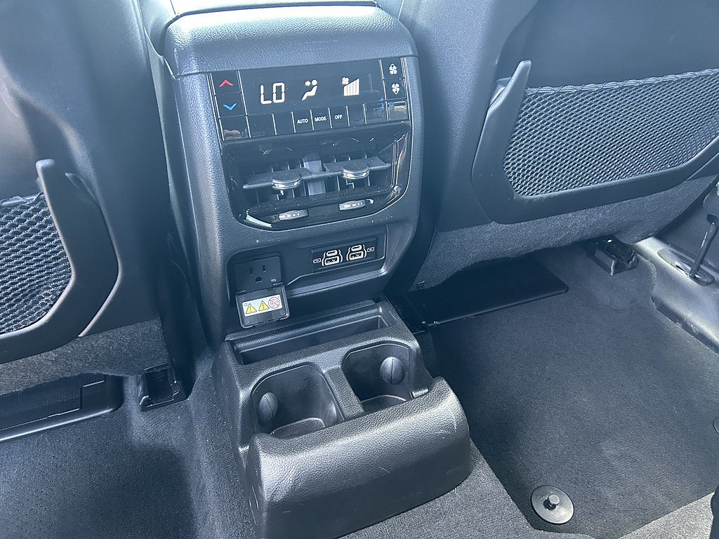 2025 Jeep Grand Cherokee L Altitude X 4x4