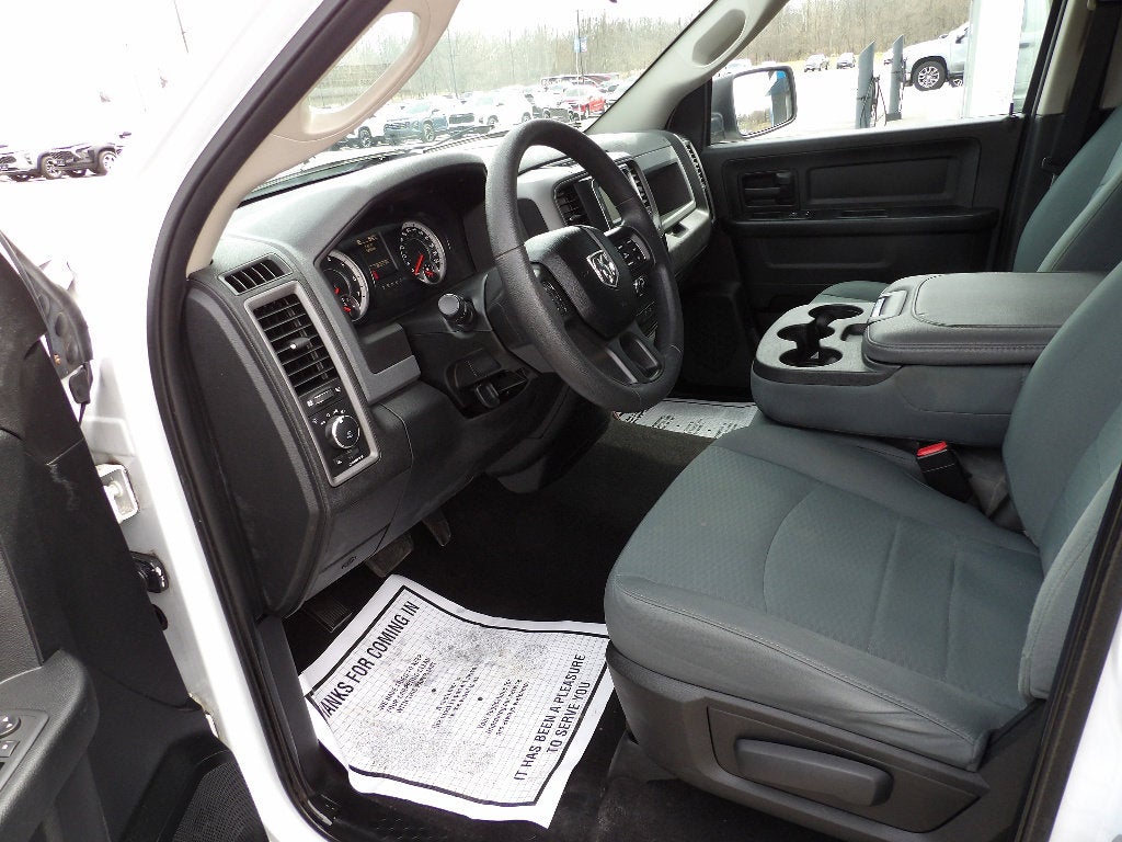 2018 RAM 1500 Express Quad Cab 4x4 6'4" Box