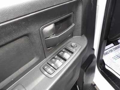 2018 RAM 1500 Express Quad Cab 4x4 6'4" Box