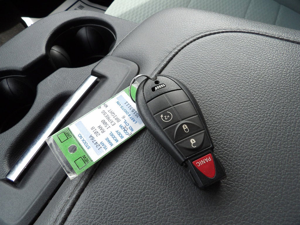 2018 RAM 1500 Express Quad Cab 4x4 6'4" Box