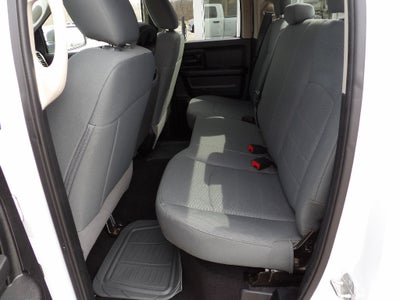 2018 RAM 1500 Express Quad Cab 4x4 6'4" Box