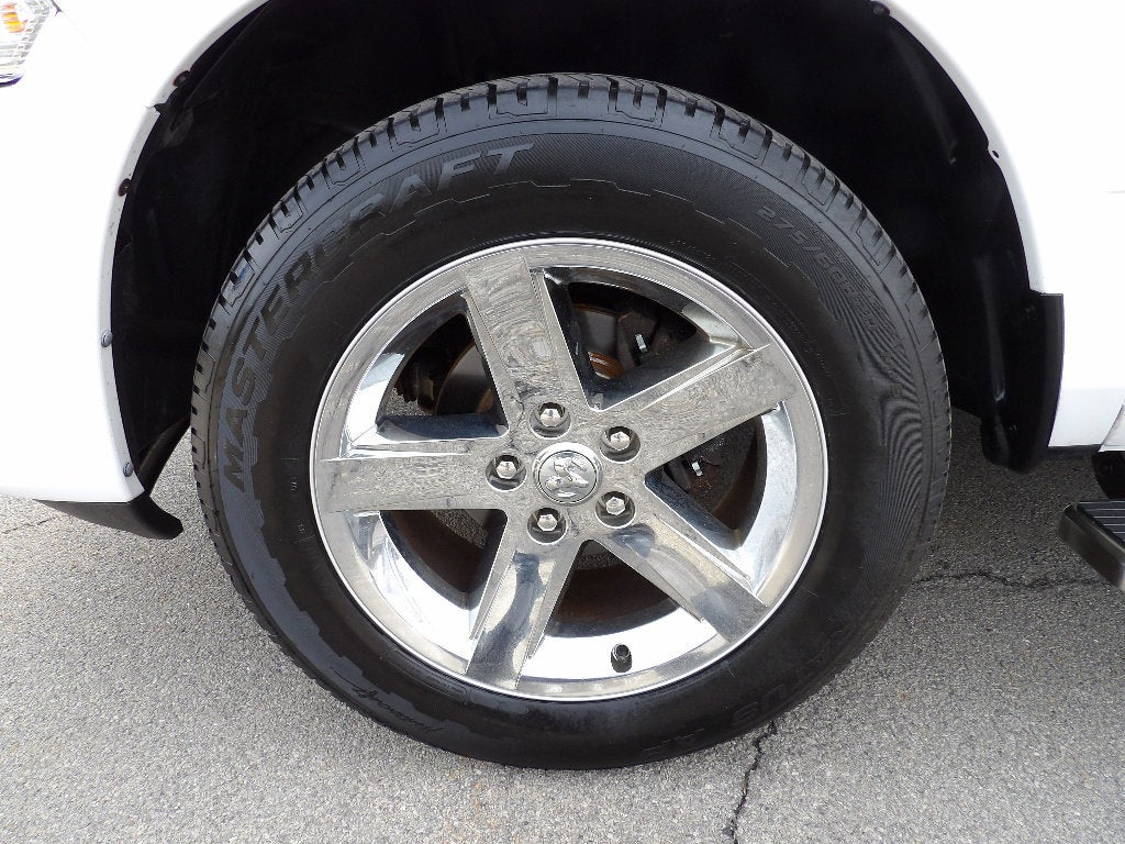 2018 RAM 1500 Express Quad Cab 4x4 6'4" Box