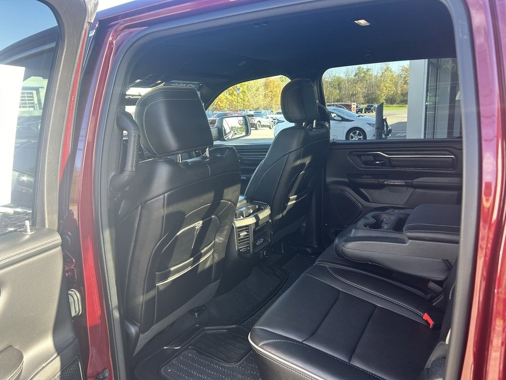 2022 RAM 1500 Limited Crew Cab 4x4 5'7" Box
