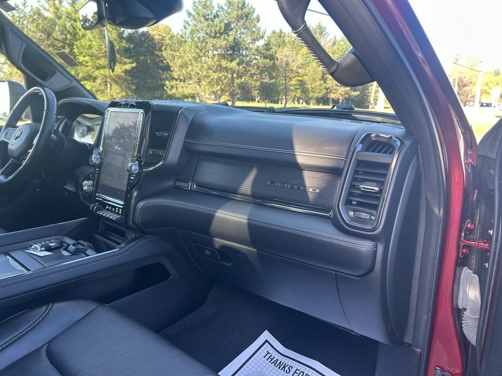2022 RAM 1500 Limited Crew Cab 4x4 5'7" Box