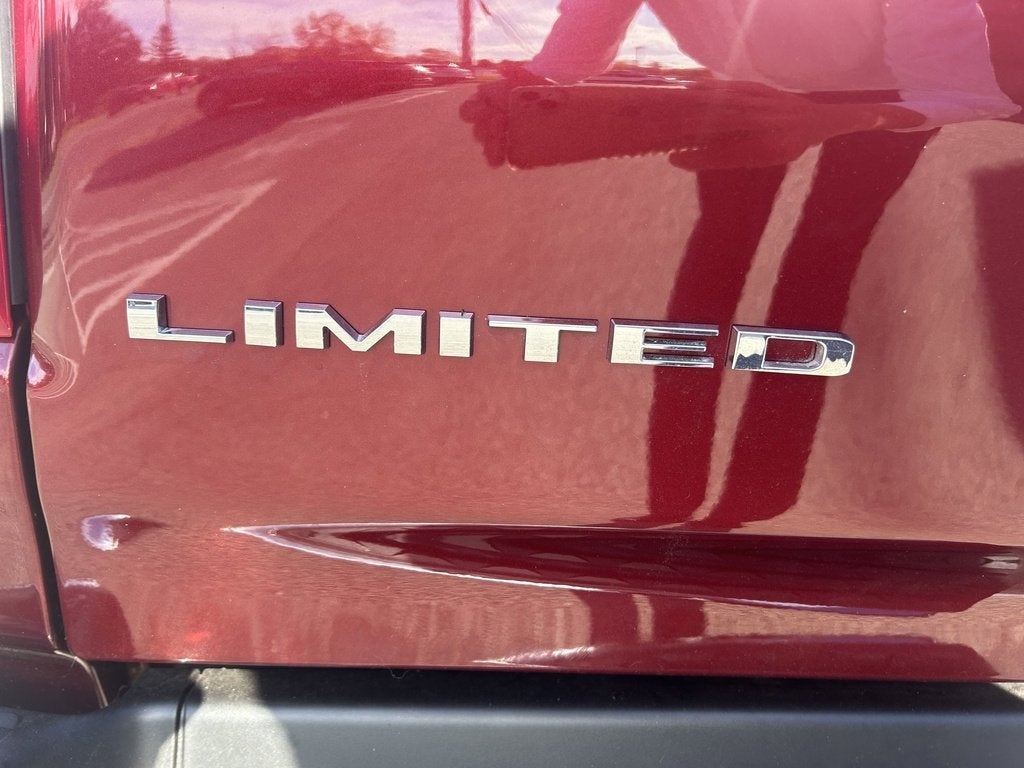 2022 RAM 1500 Limited Crew Cab 4x4 5'7" Box