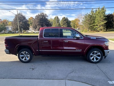 2022 RAM 1500 Limited Crew Cab 4x4 5'7" Box