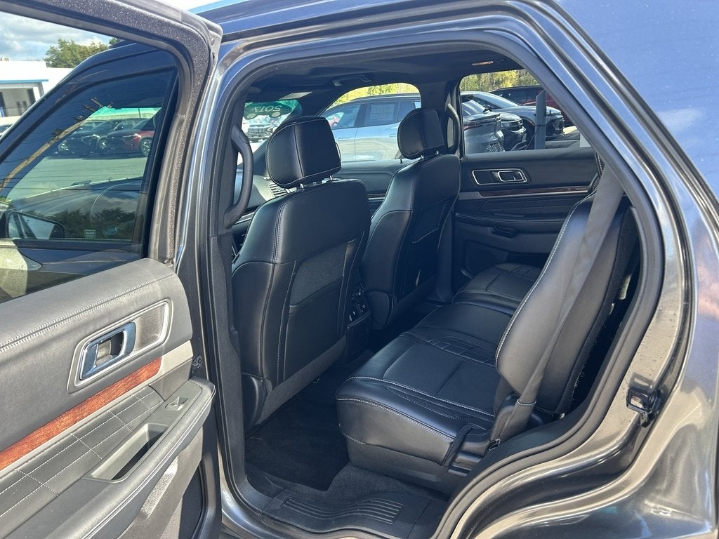 2017 Ford Explorer Platinum
