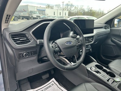 2025 Ford Escape Platinum