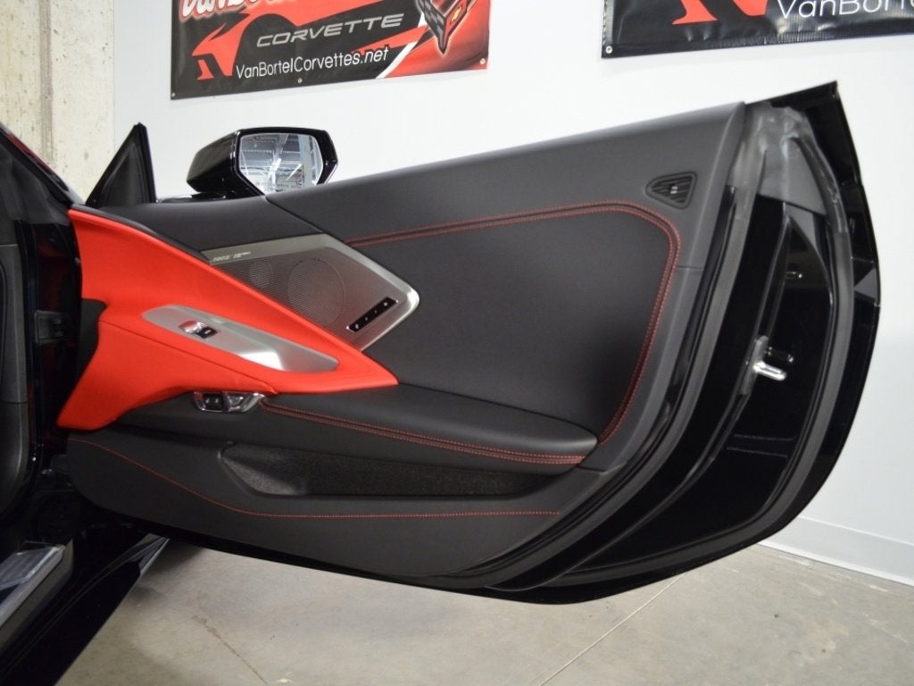 2020 Chevrolet Corvette Stingray 2LT