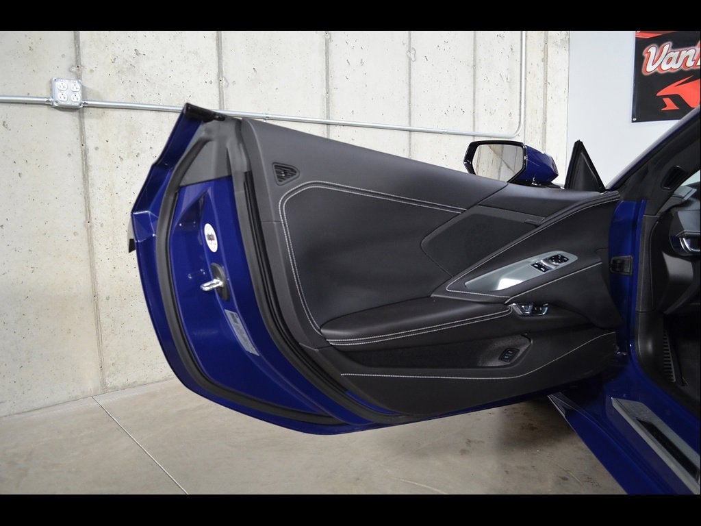 2025 Chevrolet Corvette Stingray 1LT
