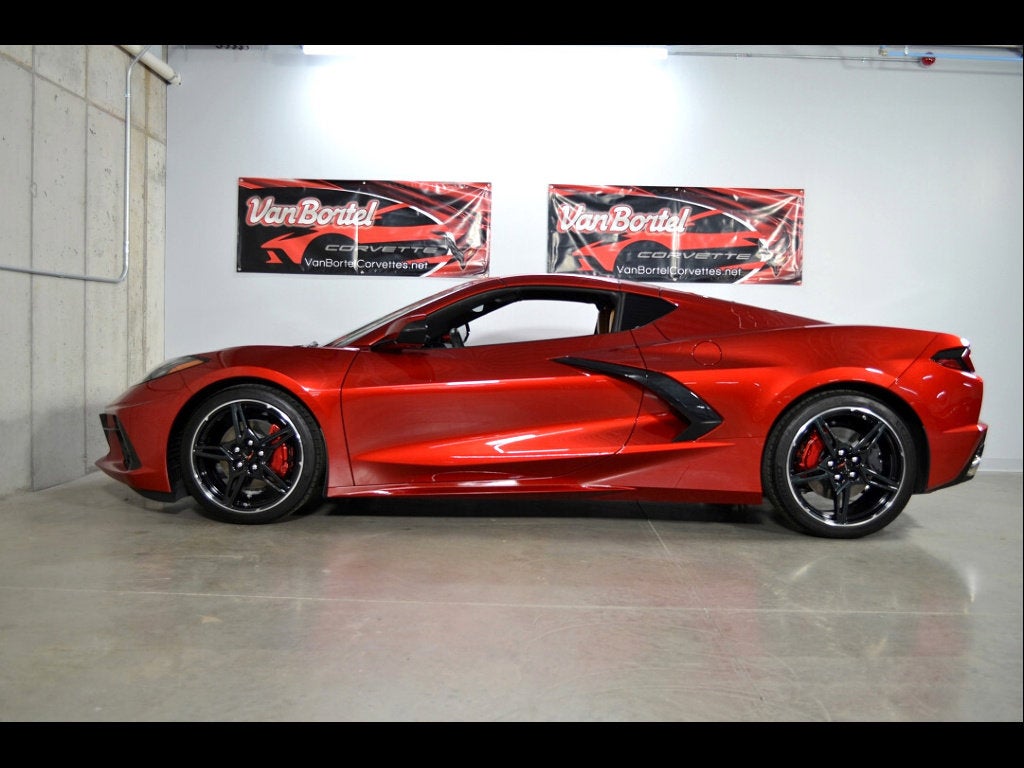 2021 Chevrolet Corvette Stingray 2LT