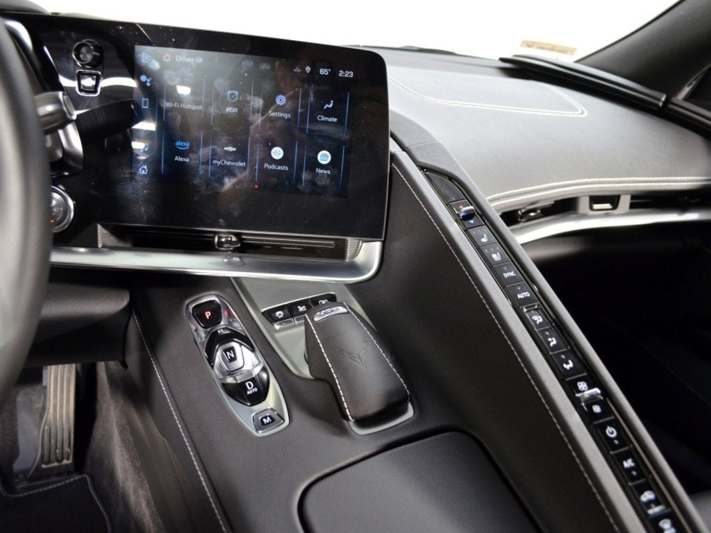 2025 Chevrolet Corvette Stingray 2LT