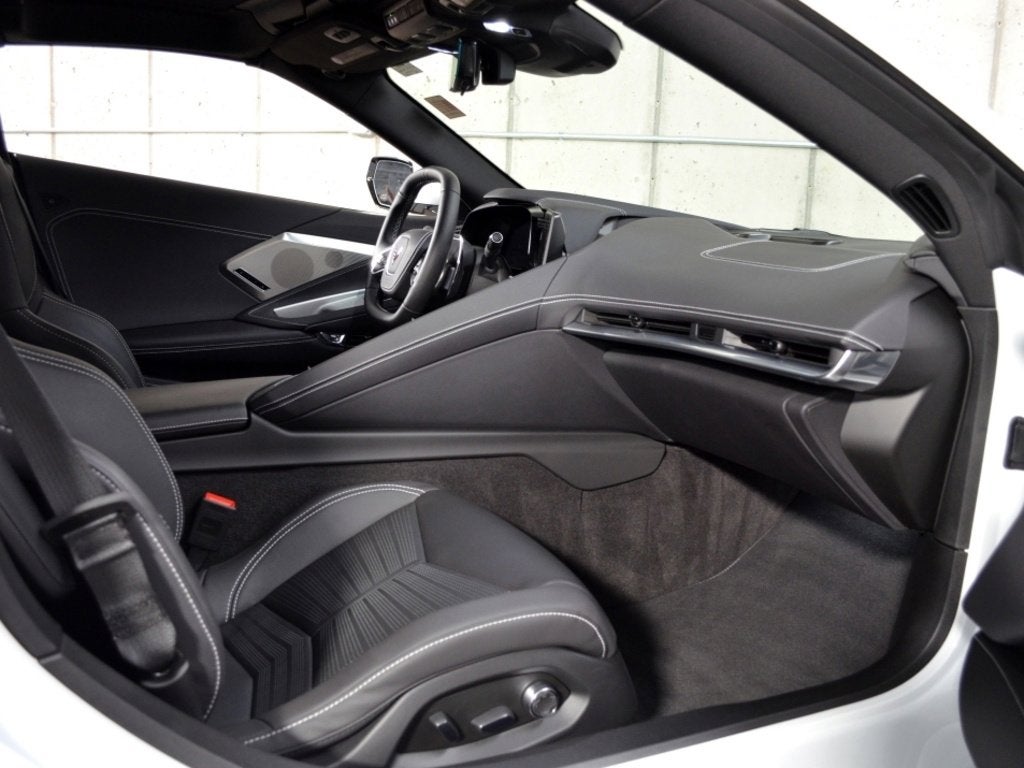 2025 Chevrolet Corvette Stingray 2LT