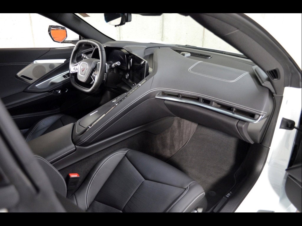 2025 Chevrolet Corvette Stingray 2LT