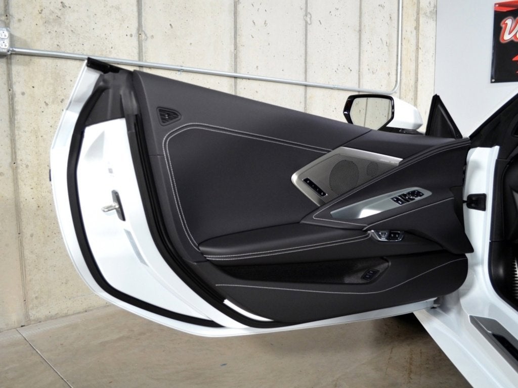 2025 Chevrolet Corvette Stingray 2LT