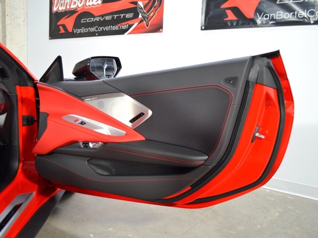 2024 Chevrolet Corvette Stingray 2LT