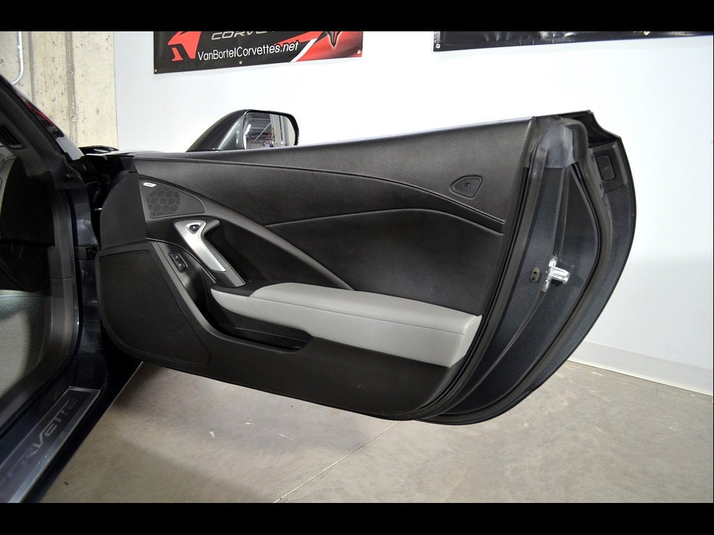 2017 Chevrolet Corvette Stingray 2LT