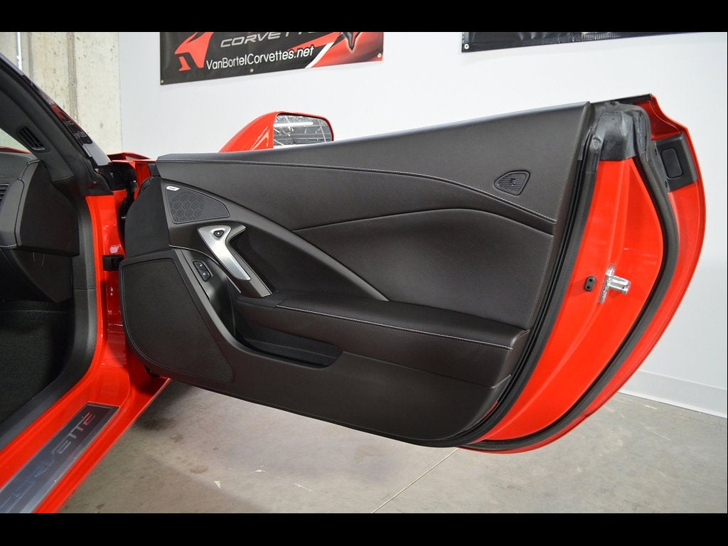 2016 Chevrolet Corvette Stingray 2LT