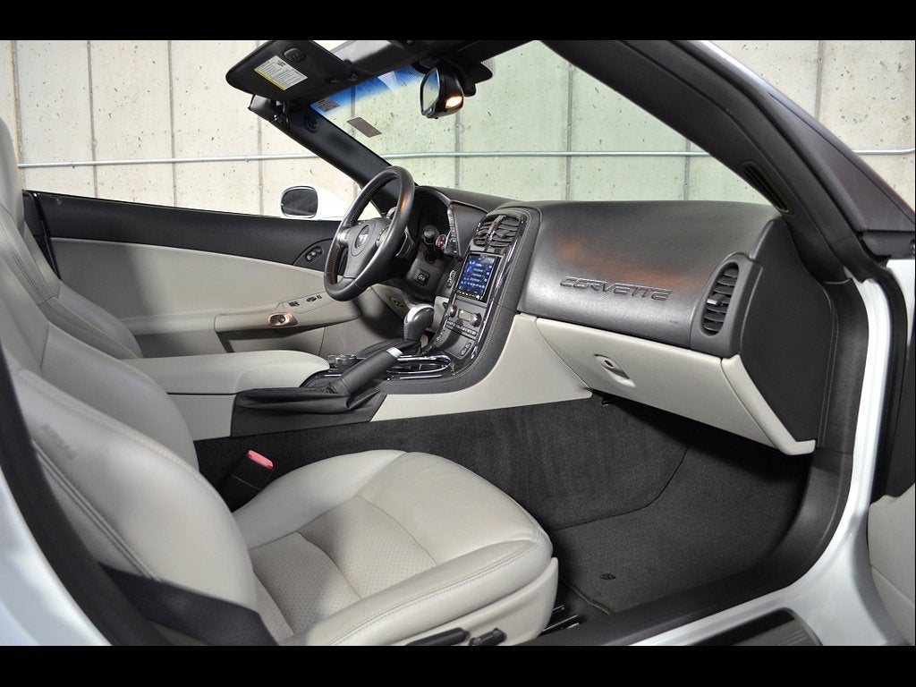 2010 Chevrolet Corvette w/3LT