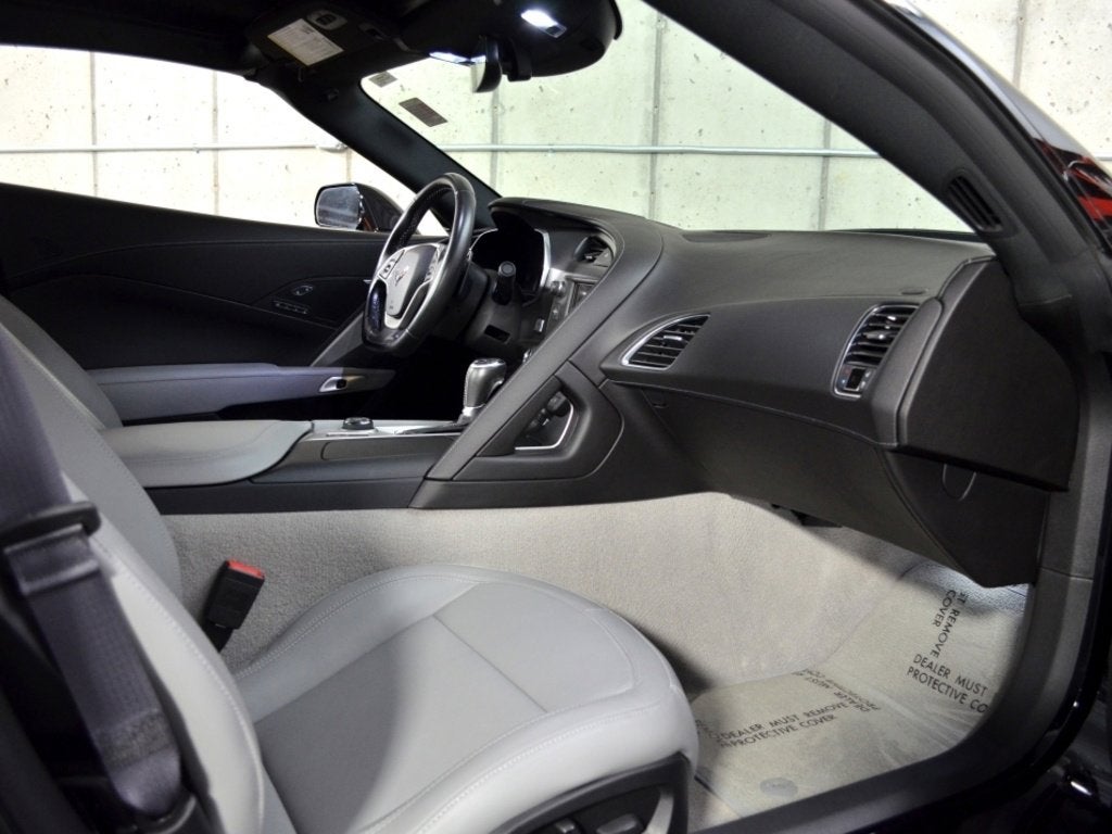 2017 Chevrolet Corvette Stingray Z51 2LT