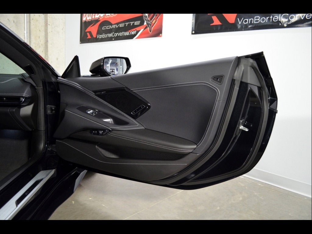 2024 Chevrolet Corvette E-Ray 2LZ