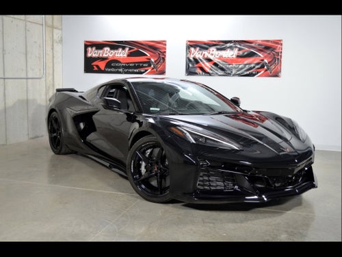 2025 Chevrolet Corvette E-Ray 2LZ