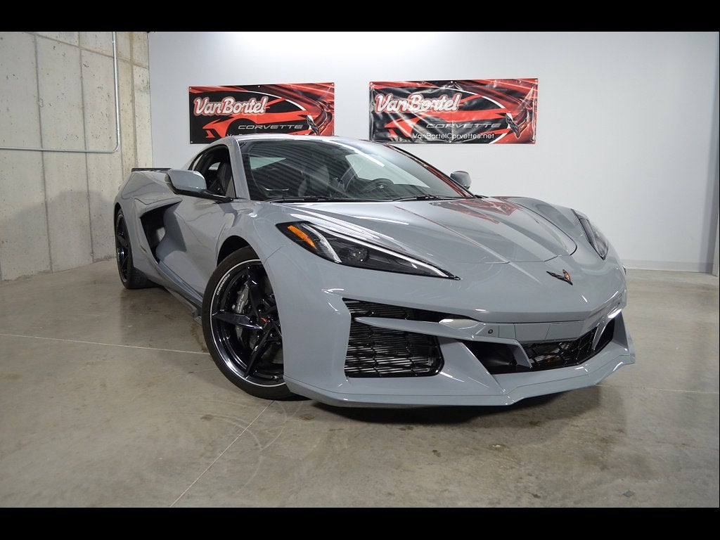 2025 Chevrolet Corvette E-Ray 2LZ