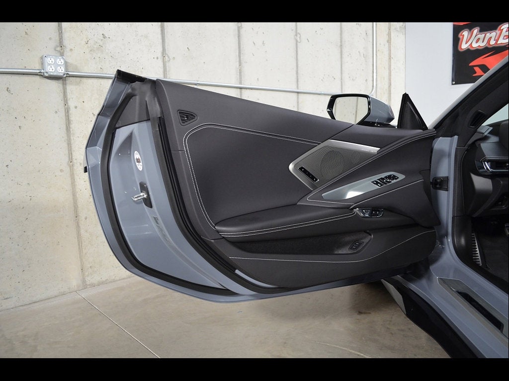 2025 Chevrolet Corvette E-Ray 2LZ