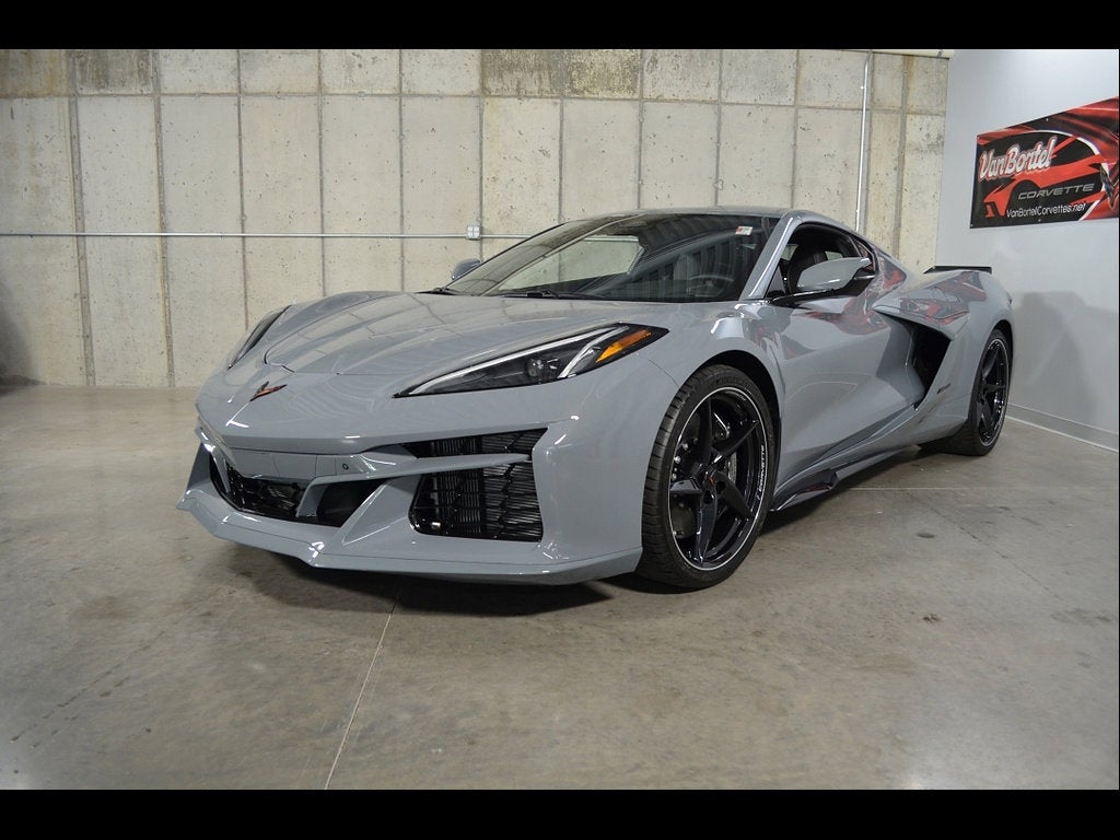 2025 Chevrolet Corvette E-Ray 2LZ