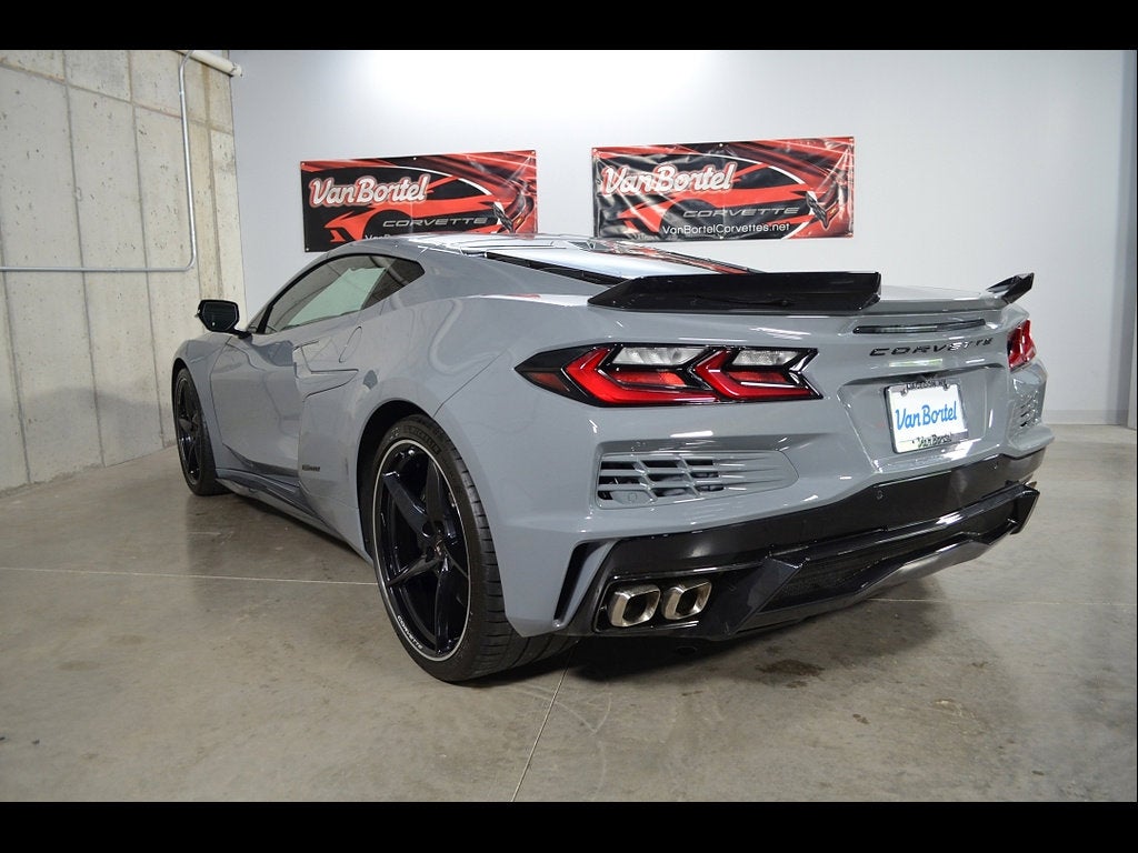 2025 Chevrolet Corvette E-Ray 2LZ