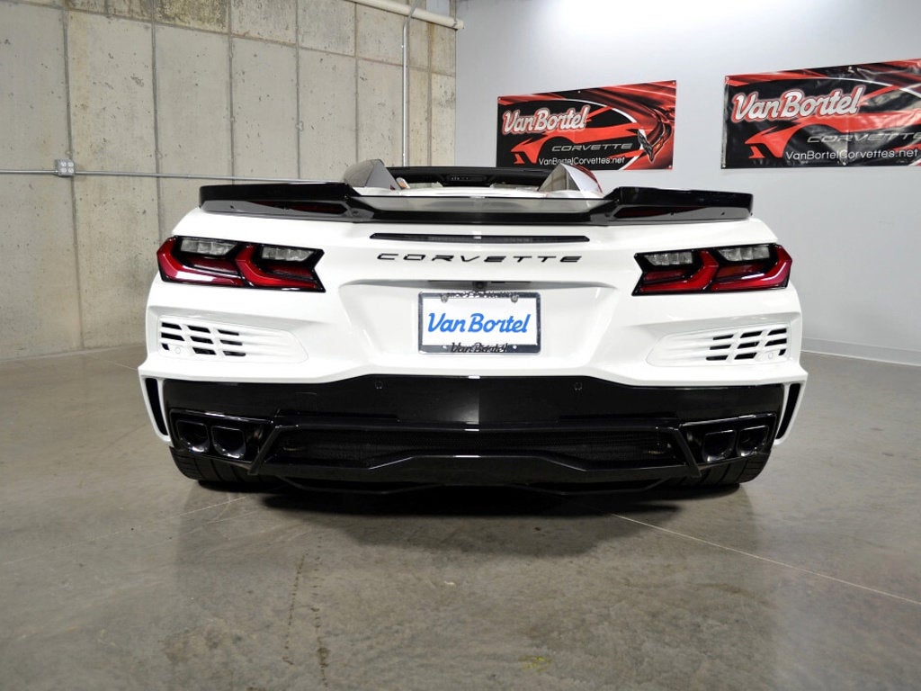 2025 Chevrolet Corvette E-Ray 2LZ