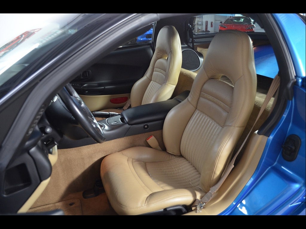 2000 Chevrolet Corvette 2DR CPE