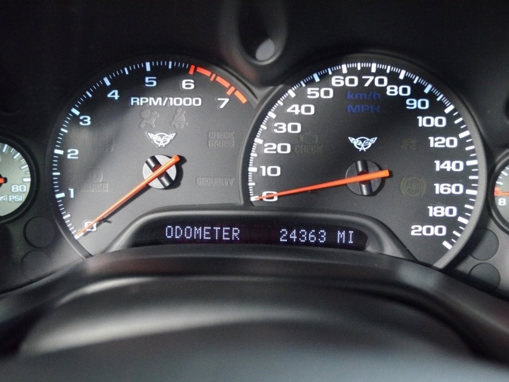 2004 Chevrolet Corvette 2DR CPE