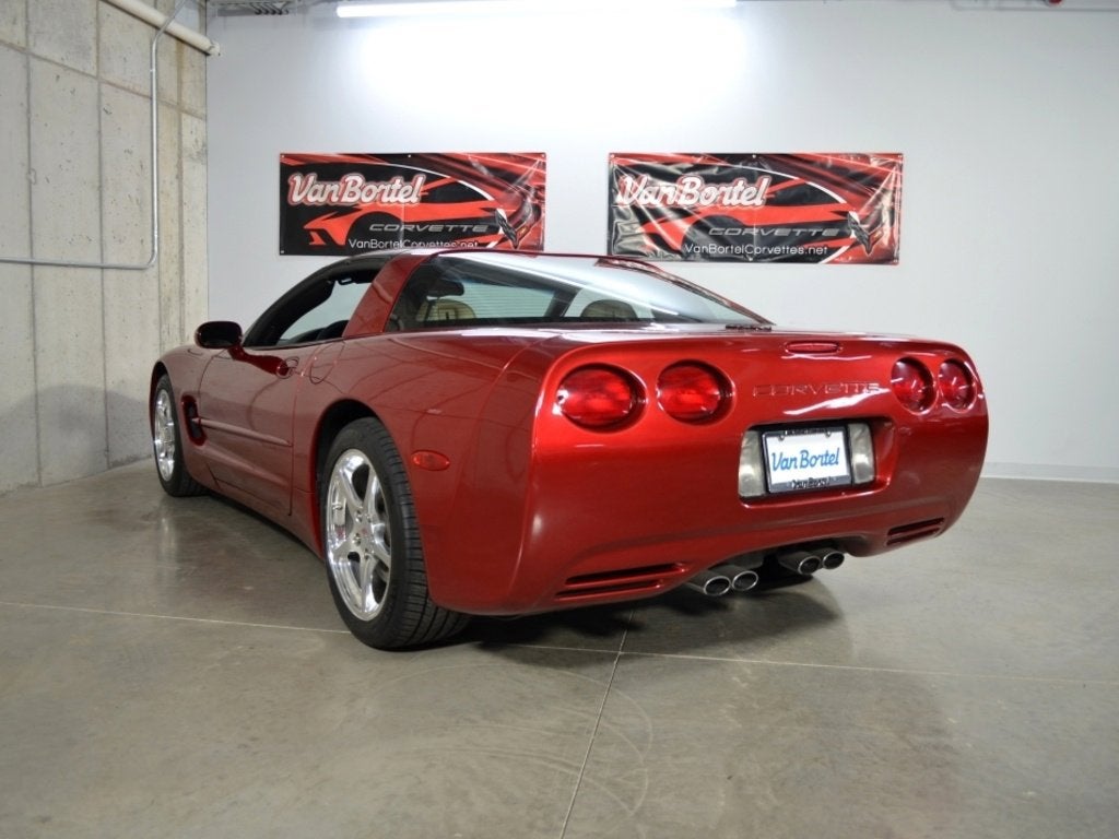 2004 Chevrolet Corvette 2DR CPE