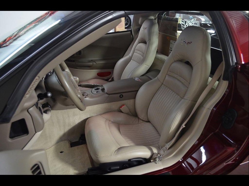 2003 Chevrolet Corvette 2DR CPE