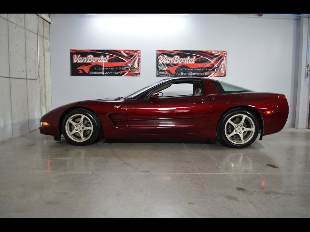2003 Chevrolet Corvette 2DR CPE
