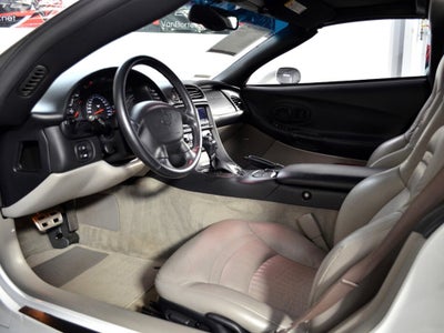 2004 Chevrolet Corvette 2DR CPE