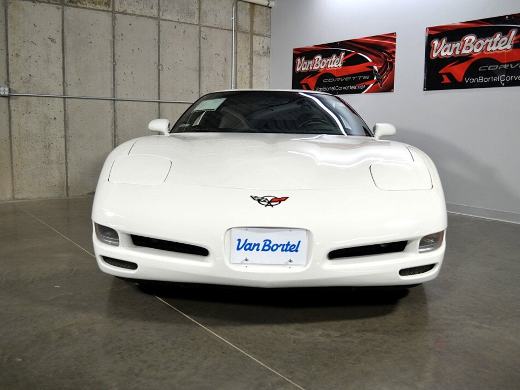 2004 Chevrolet Corvette 2DR CPE