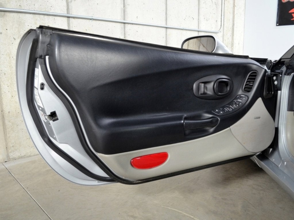 1997 Chevrolet Corvette 2DR CPE