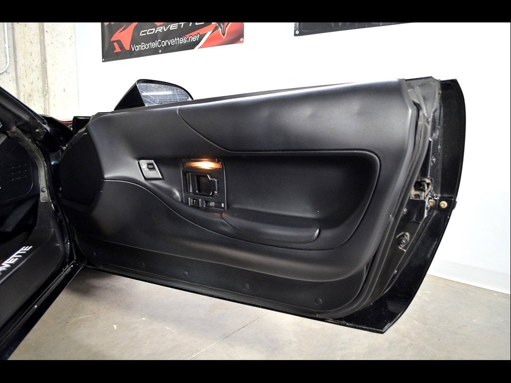 1994 Chevrolet Corvette 2DR CPE