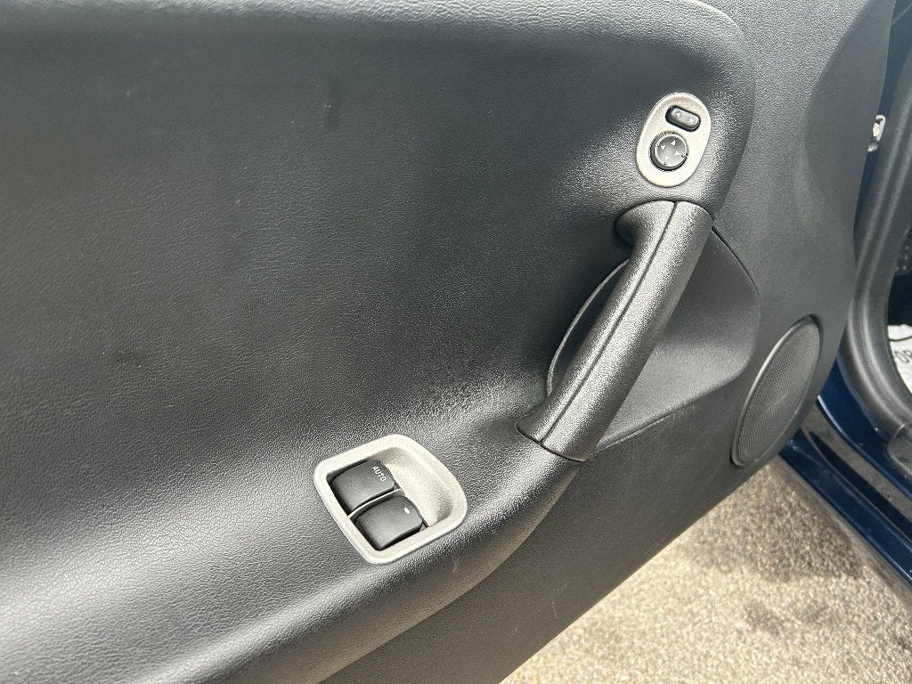 2006 Pontiac Solstice 2DR CONV