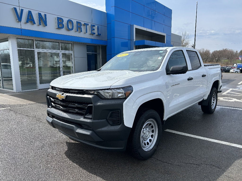 2023 Chevrolet Colorado WT