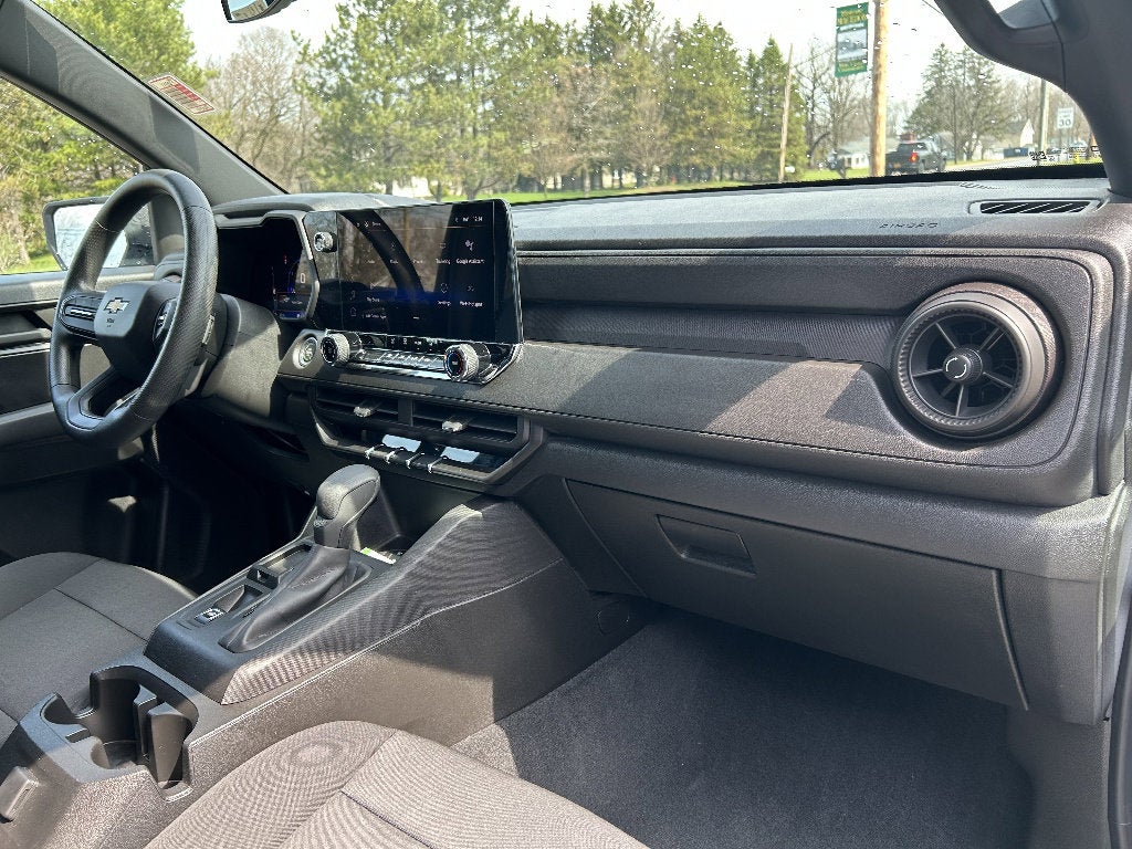 2023 Chevrolet Colorado WT