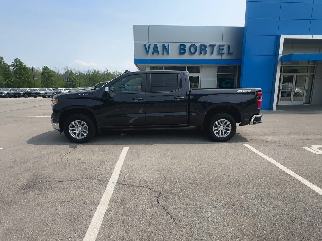 2024 Chevrolet Silverado 1500 LT (2FL)