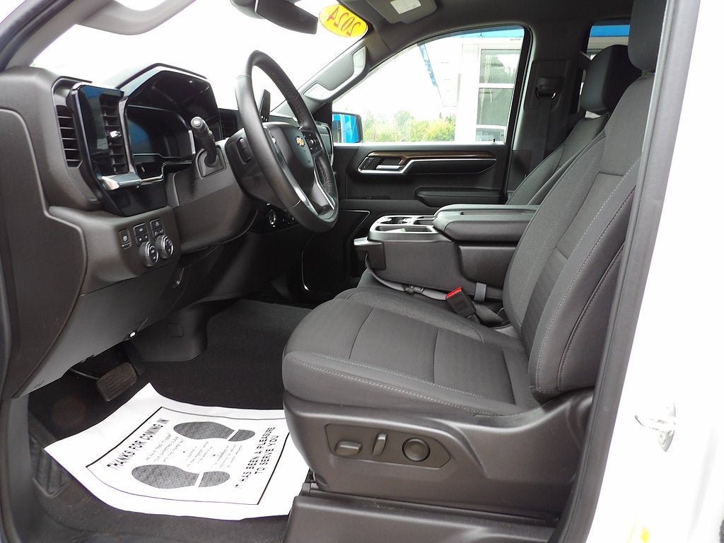 2024 Chevrolet Silverado 1500 LT (2FL)