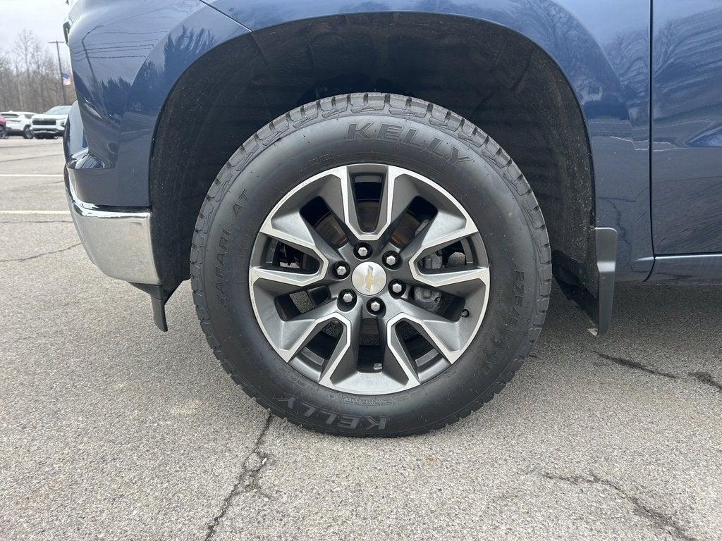 2022 Chevrolet Silverado 1500 LT (2FL)