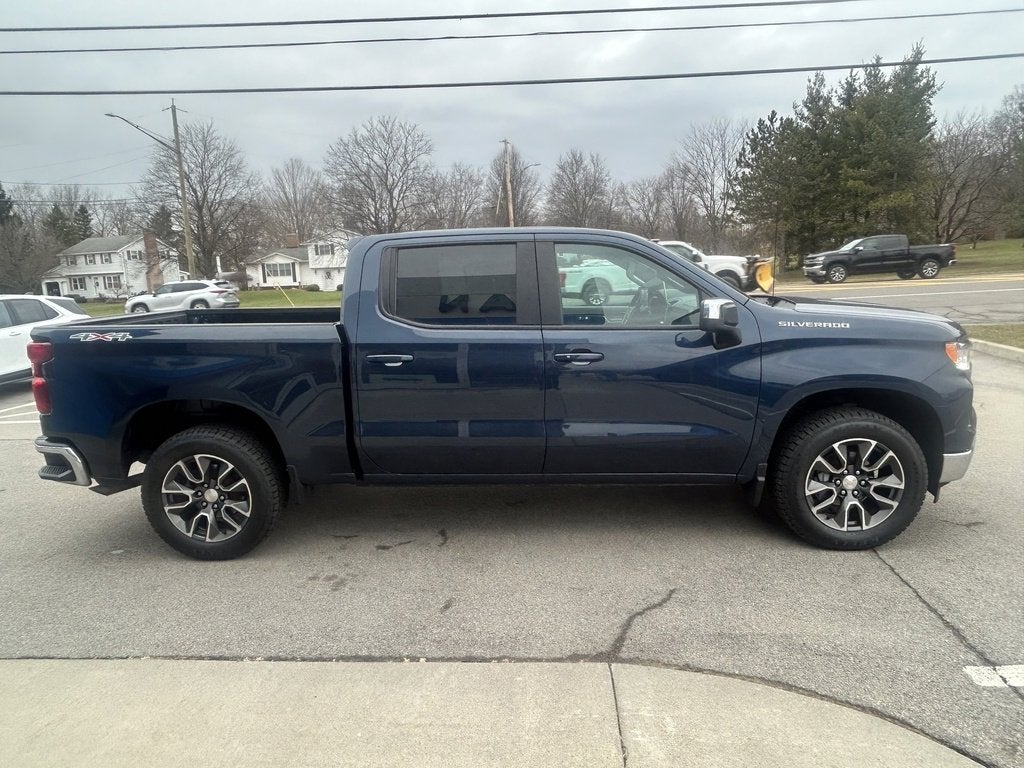 2022 Chevrolet Silverado 1500 LT (2FL)