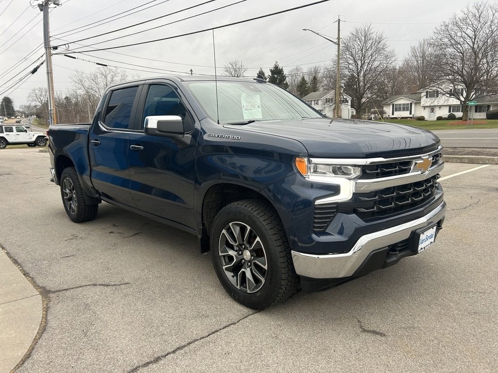 2022 Chevrolet Silverado 1500 LT (2FL)
